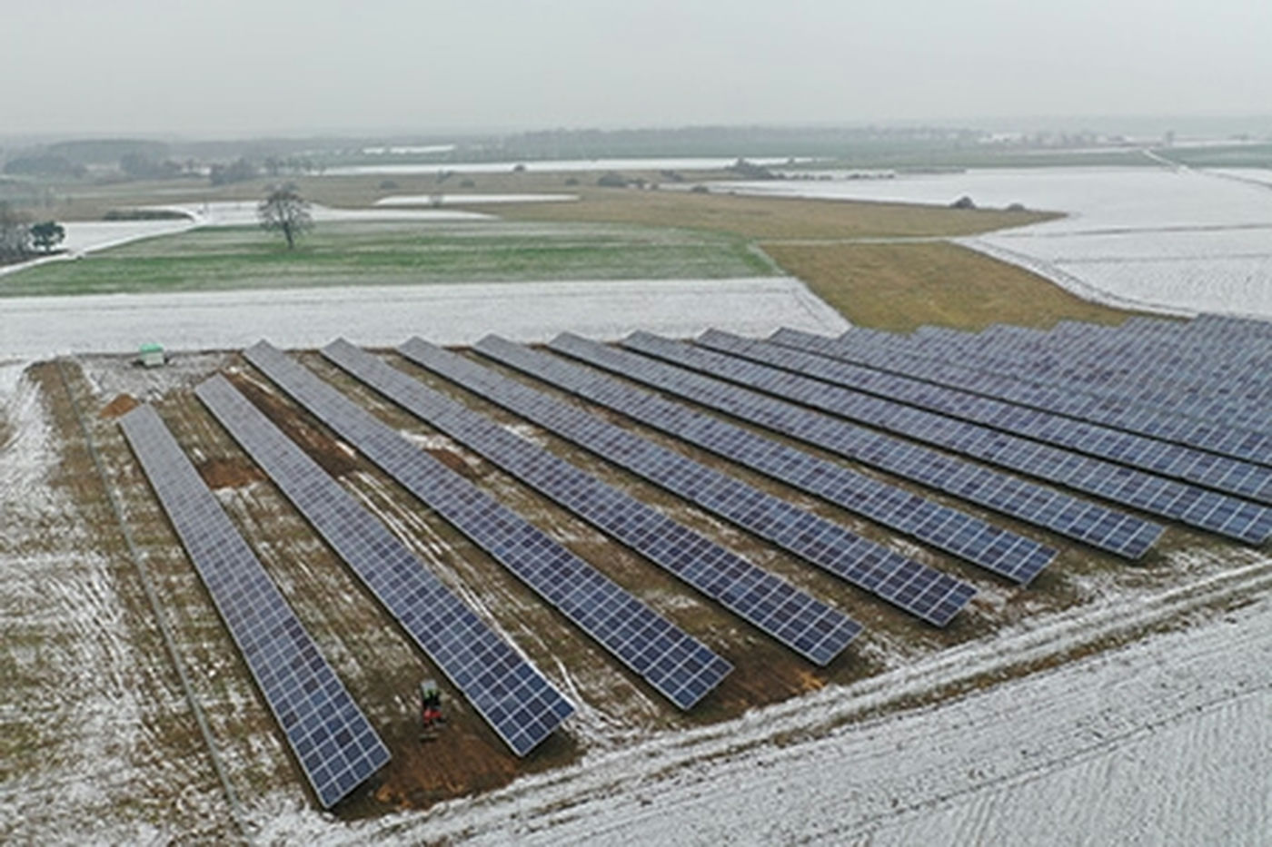 Oviaragón instalará un multiproyecto fotovoltaico con 12 ubicaciones en todo Aragón