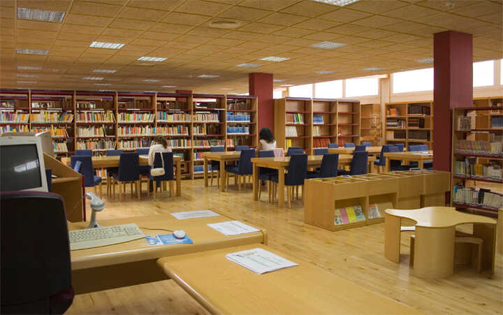 El departamento de Cultura reforma las subvenciones al sector editorial andaluz para incorporar nuevos formatos y modelos de publicación