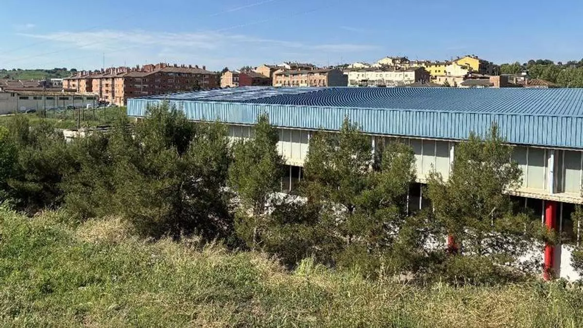 Les llars de Navàs podran aprofitar l’excedent produït per les plaques solars municipals