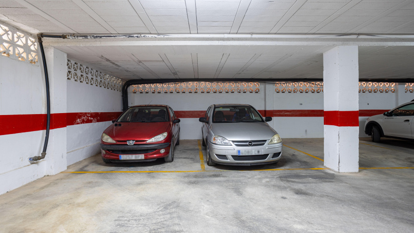 El Supremo ratifica que la comunidad de vecinos no puede prohibir a un residente la instalación de un punto de recarga para coche eléctrico en la plaza de garaje