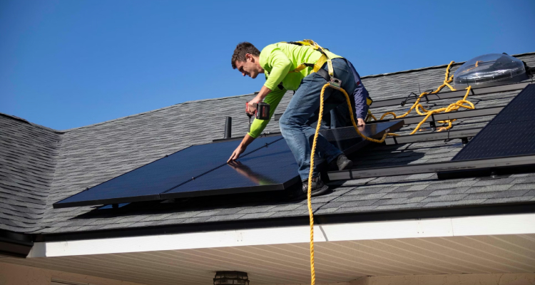 Ayudas para placas solares en Asturias en 2026: subvenciones, requisitos y ahorro estimado
