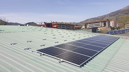 Funcionamiento de los inversores solares. ¿Cómo elegirlos?