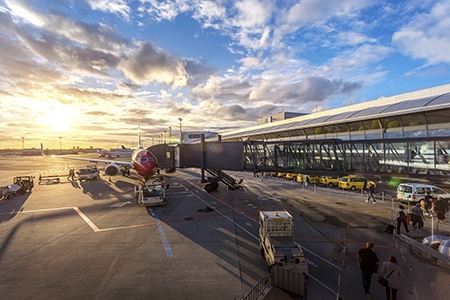 Repsol y Ryanair acuerdan fomentar el uso de combustibles renovables